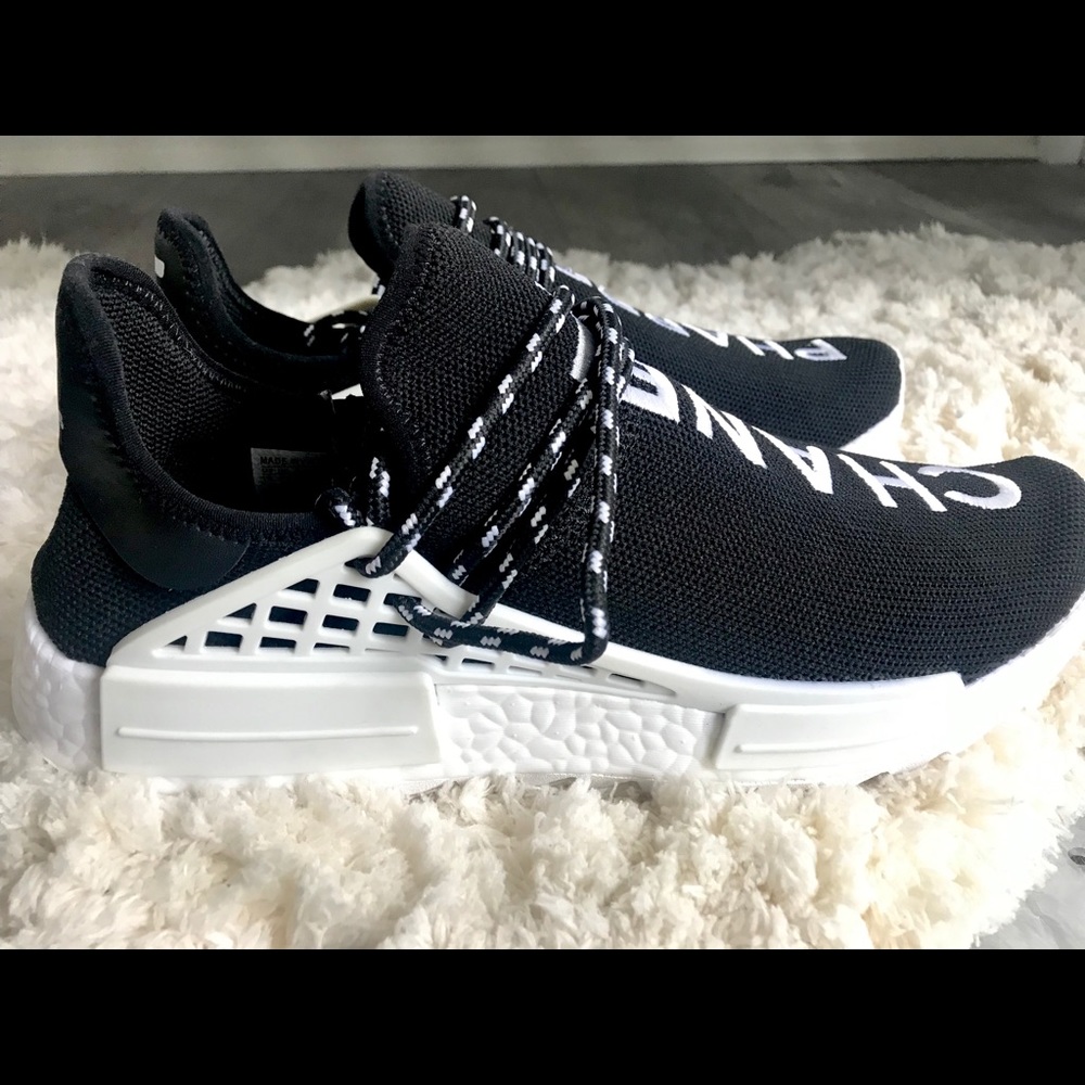 CHANEL x Pharrell HU Race NMD - Picture 2 of 5